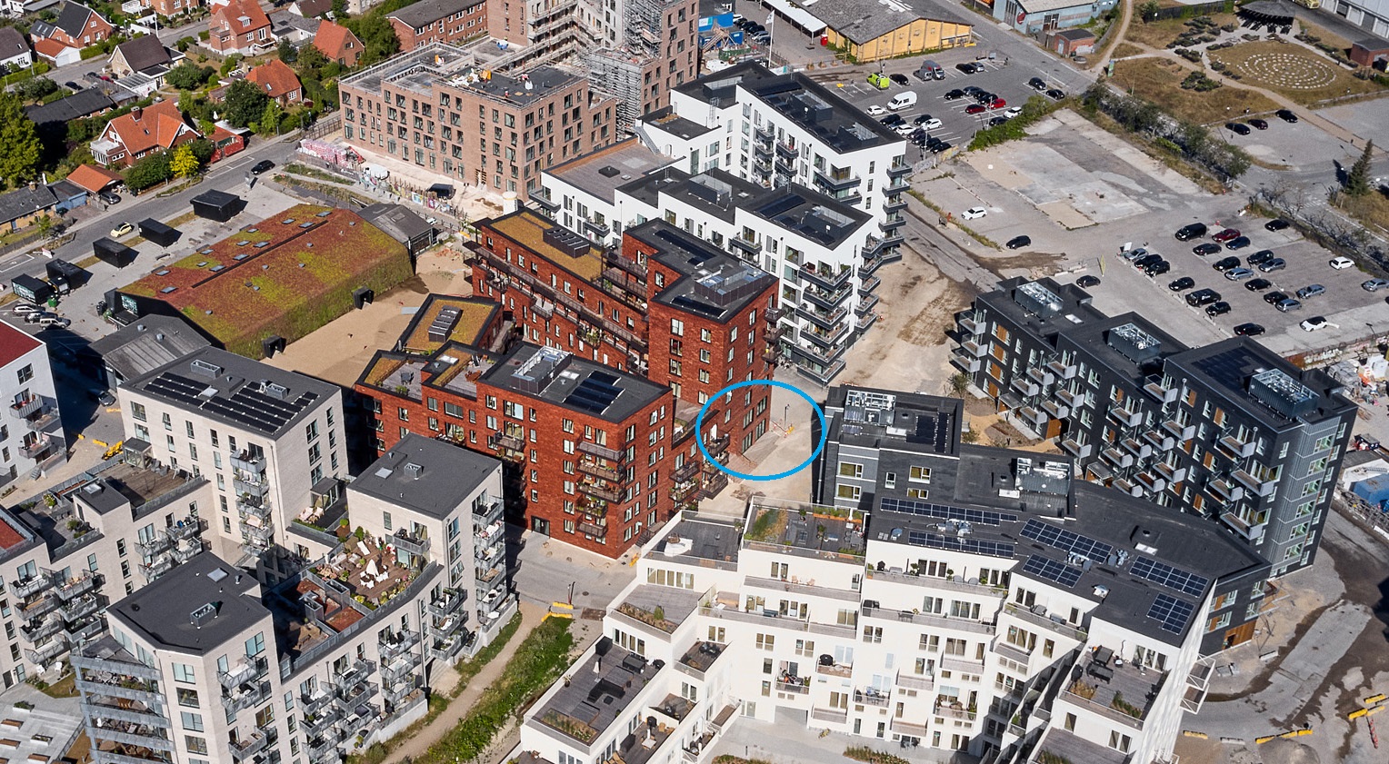 Kystengen med markering af cafe